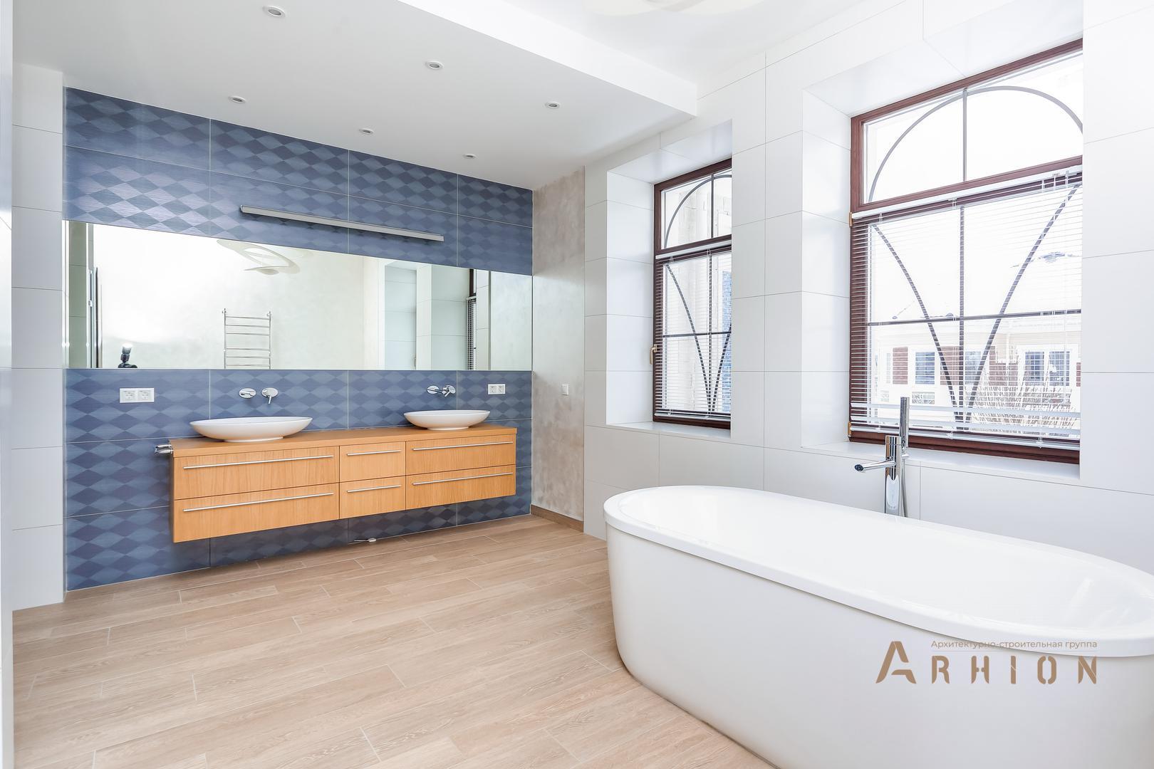 4. Проект двухэтажного дома в современном классическом стиле с многоскатной кровлей, gk-02, площадью - 410 кв c сауной, терассой, балконом, гаражом, эркером, вторым светом